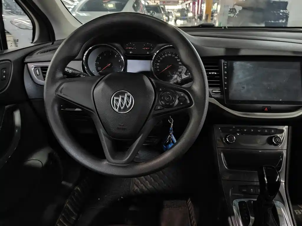Buick Verano 2018 — фото 3