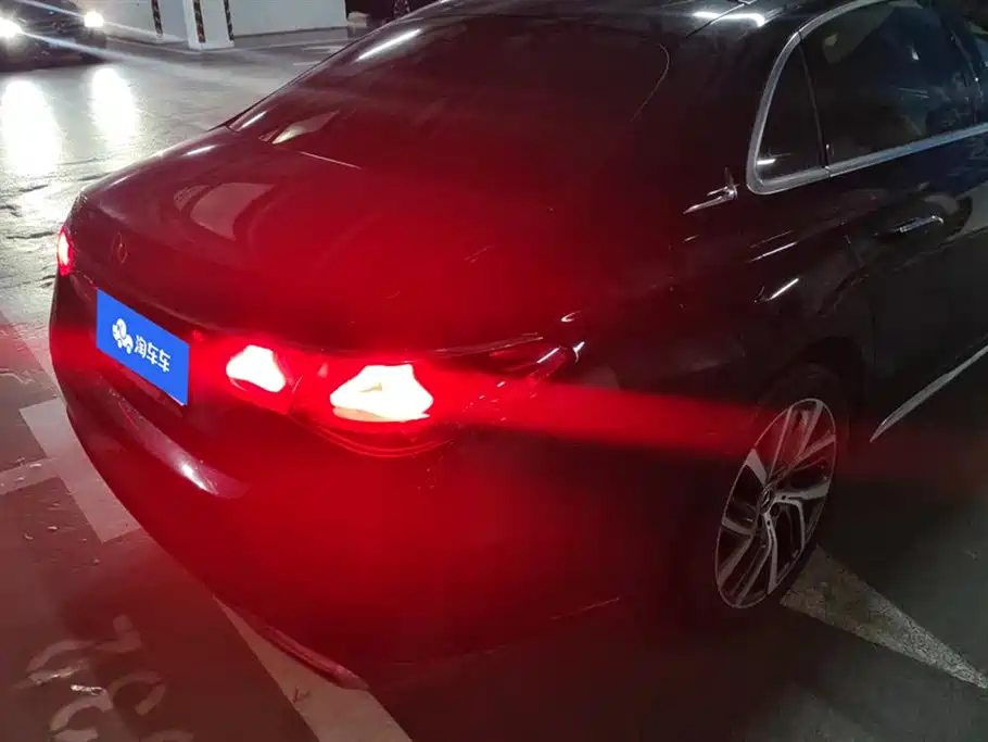 Mercedes-Benz E-Class 2024