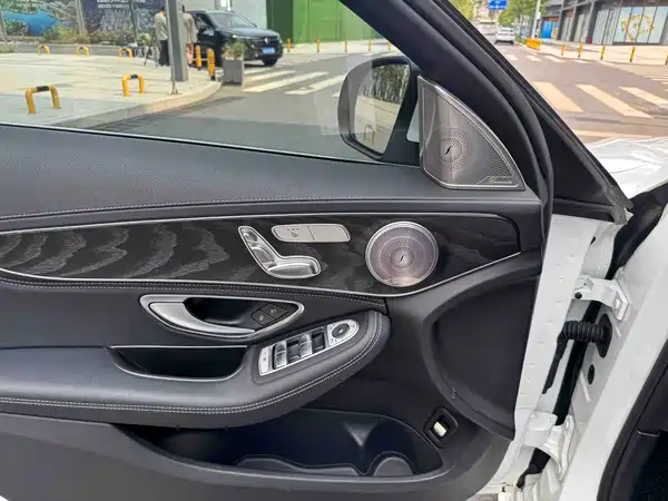Mercedes-Benz C-Class 2018