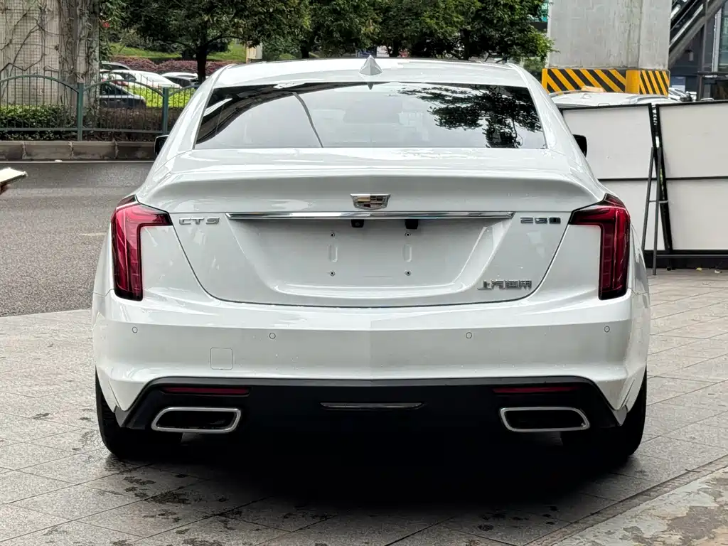 Cadillac CT5 2022 — фото 18