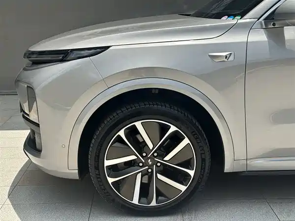 Li Auto L9 2022