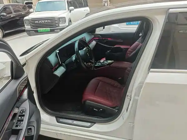 BMW 5 Series 2024