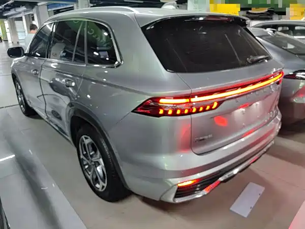 Geely Xingyue L 2024