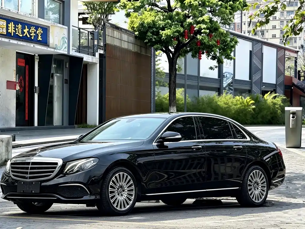 Mercedes-Benz E-Class 2018 — фото 1