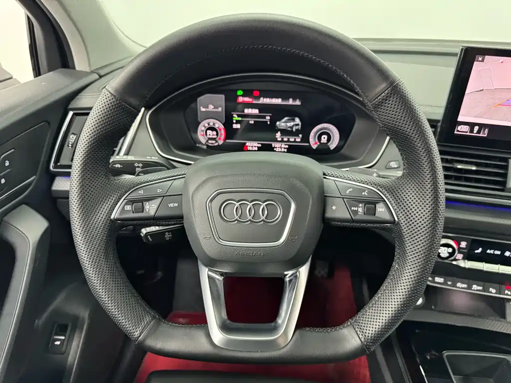 Audi Q5L 2023 — фото 22