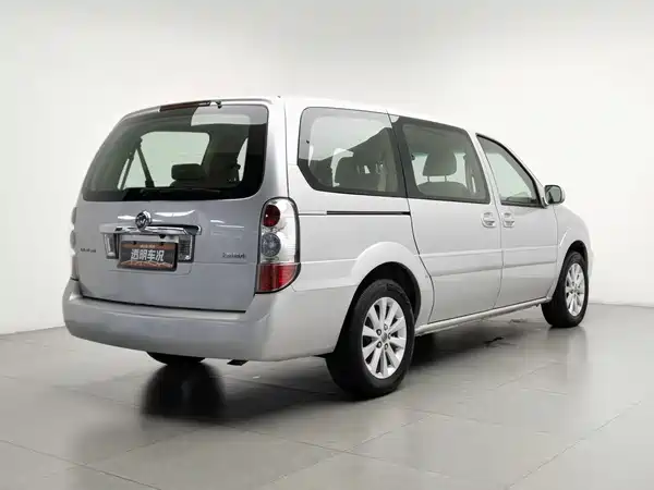 Buick GL8 2016