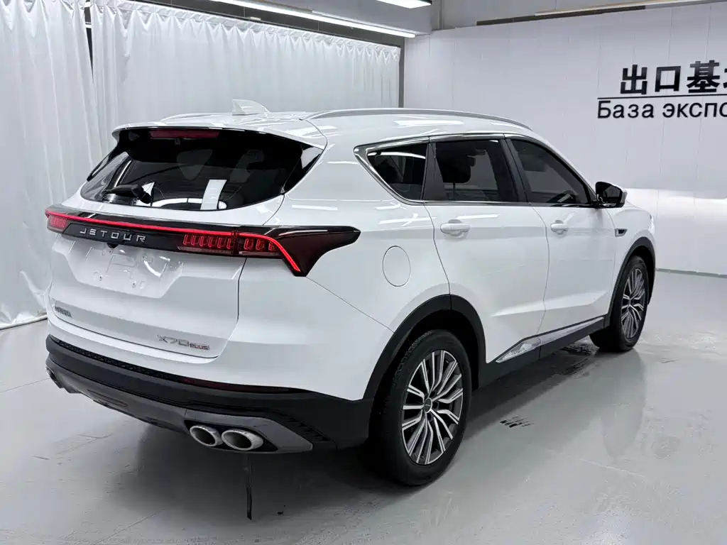 Jetour X70 PLUS 2023