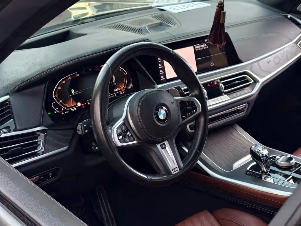 BMW X7 2019 — фото 4