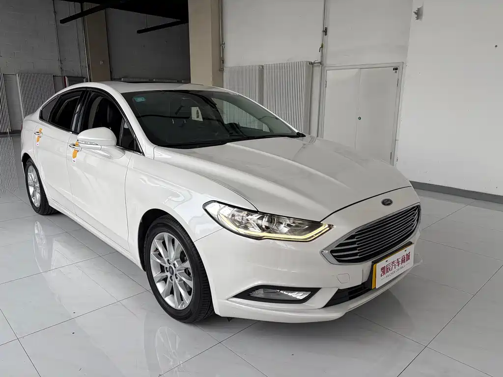 Ford Mondeo 2017 — фото 3
