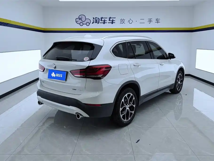BMW X1 2023 — фото 3
