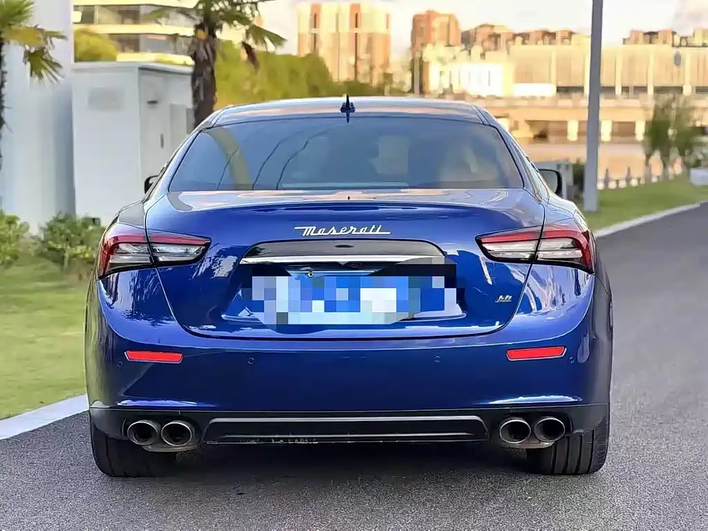 Maserati Ghibli 2017 — фото 8