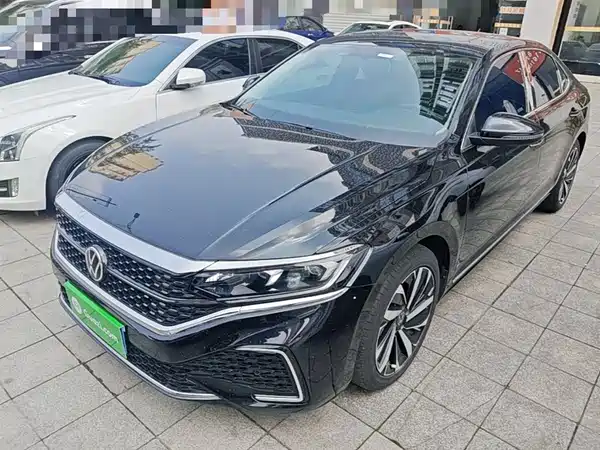 Volkswagen Passat 2022