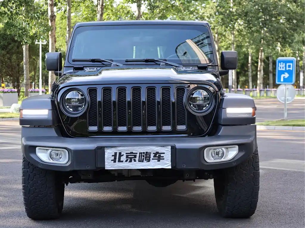 Jeep Wrangler 2022 — фото 2