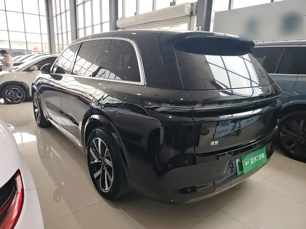 Li Auto Li L8 2023