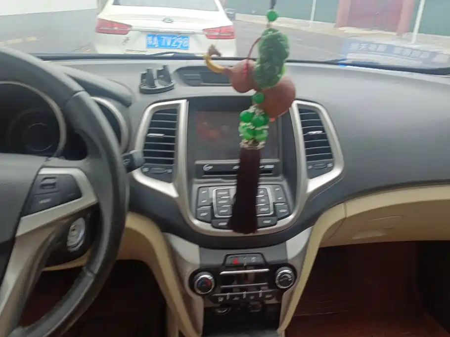 Changan Eado 2015 — фото 13
