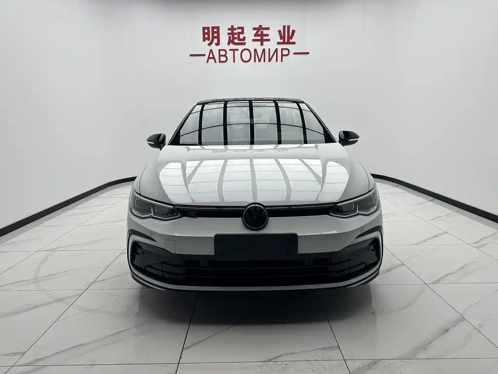 Volkswagen Golf 2022