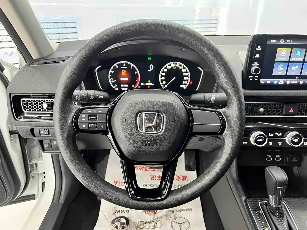 Honda Civic 2022 — фото 13