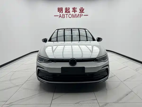 Volkswagen Golf 2022