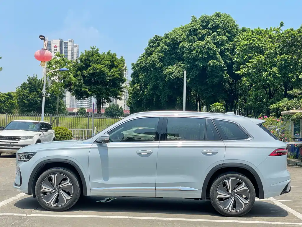 Geely Xingyue L 2022 — фото 39