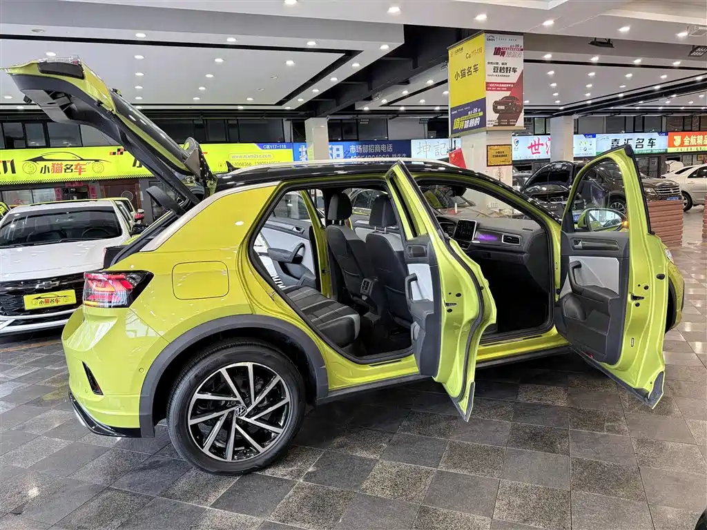 Volkswagen T-Roc 2023 — фото 27
