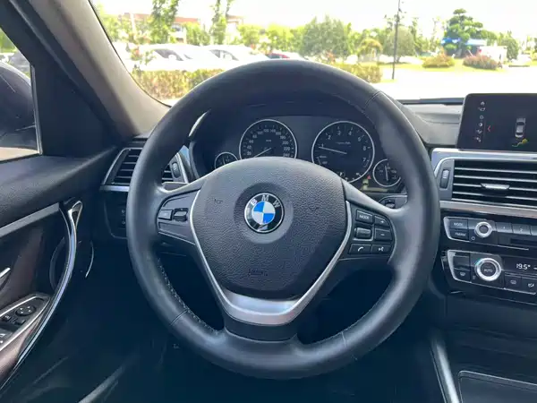 BMW 3 Series 2019