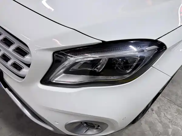 Mercedes-Benz GLA 2017