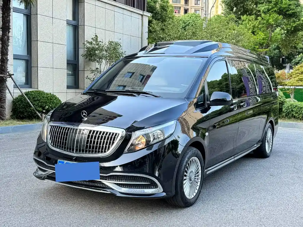Mercedes-Benz Vito 2022 — фото 1