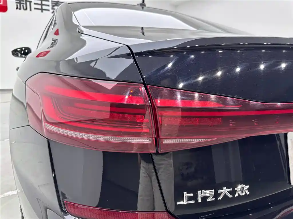 Volkswagen Passat 2023 — фото 27