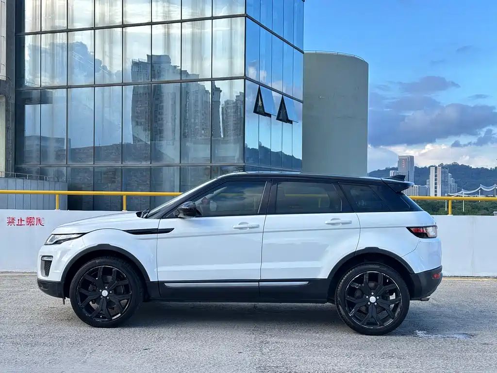 Land Rover Range Rover Evoque 2017 — фото 9