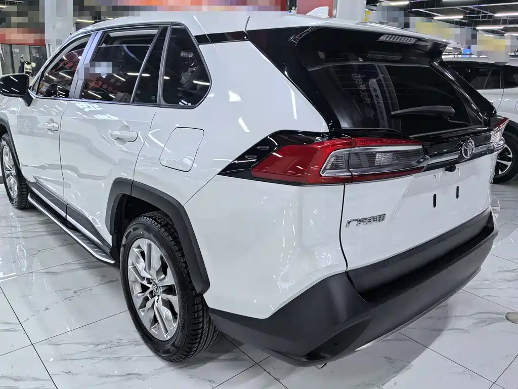 Toyota Wildlander 2021 — фото 4