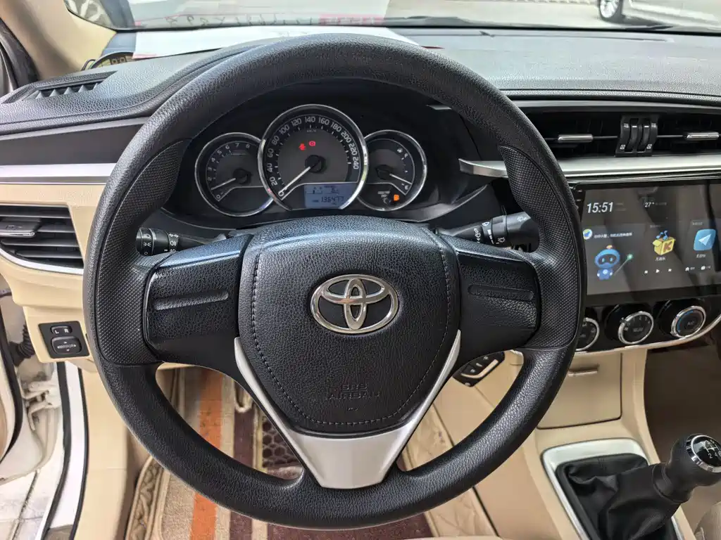 Toyota Corolla 2014 — фото 10