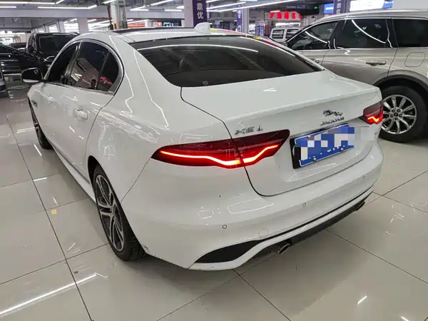 Jaguar XEL 2022