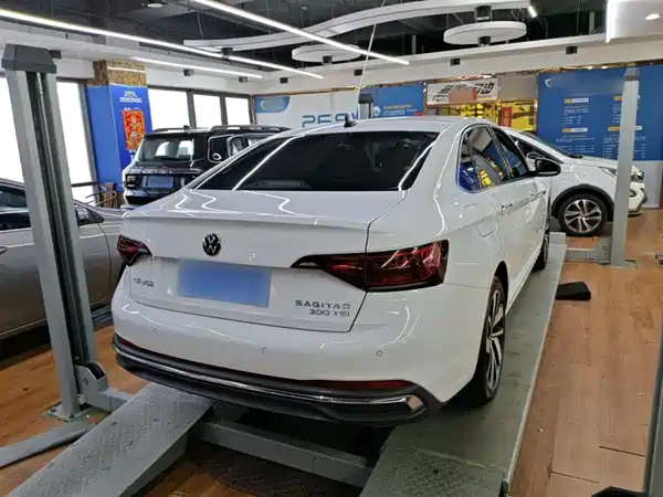Volkswagen Sagitar 2025