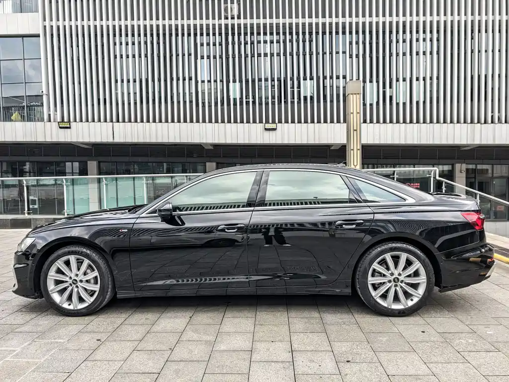 Audi A6L 2023 — фото 5