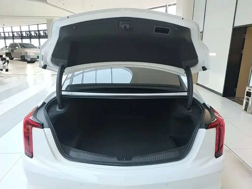 Cadillac CT5 2021 — фото 19