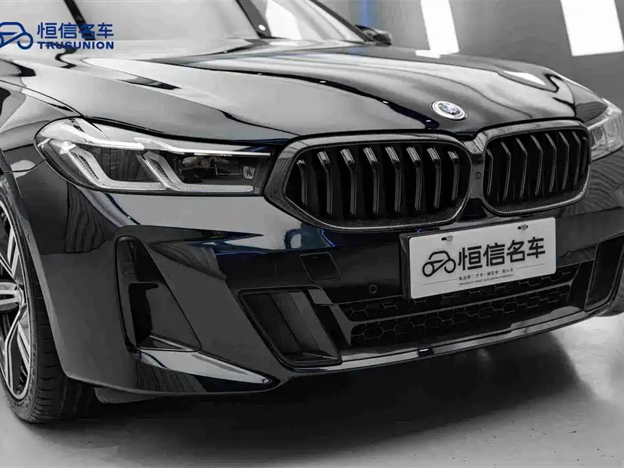 BMW 6 Series GT 2023 — фото 9