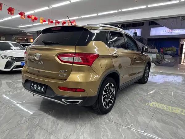 GAC Trumpchi GS4 2015