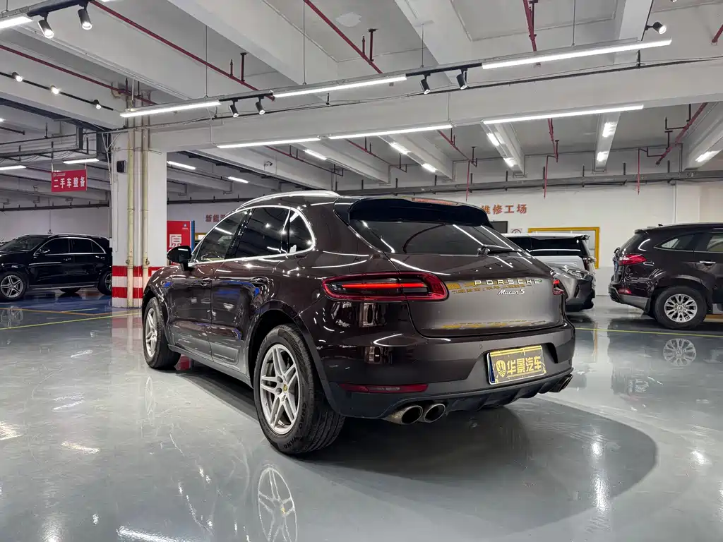 Porsche Macan 2014