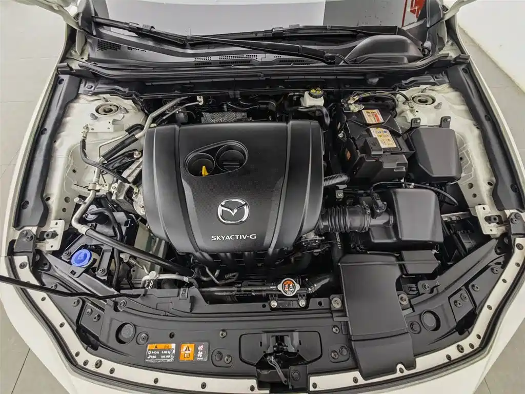 Mazda 3 Axela 2022