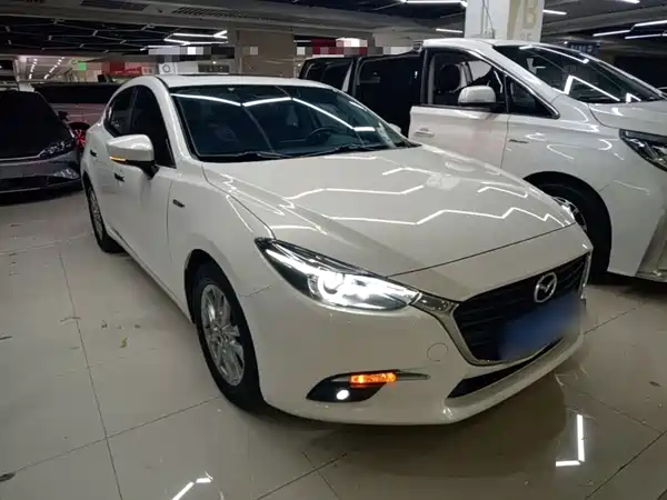 Mazda 3 Axela 2019