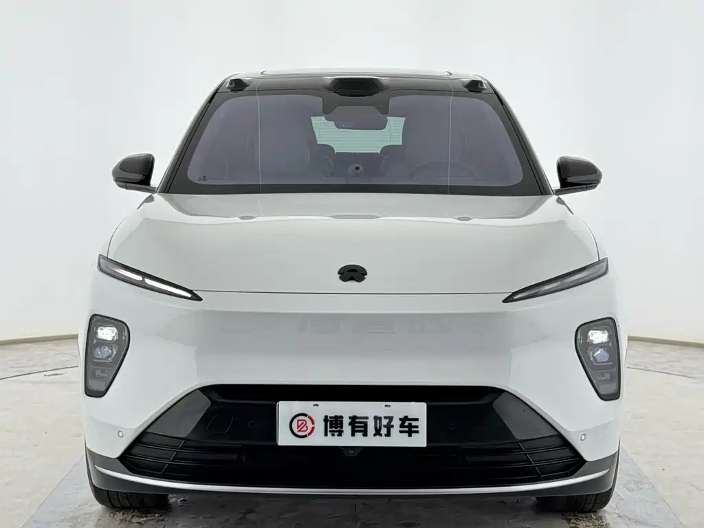 NIO ES8 2024