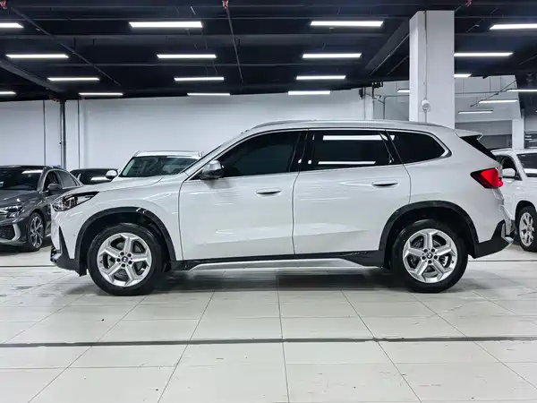 BMW X1 2023