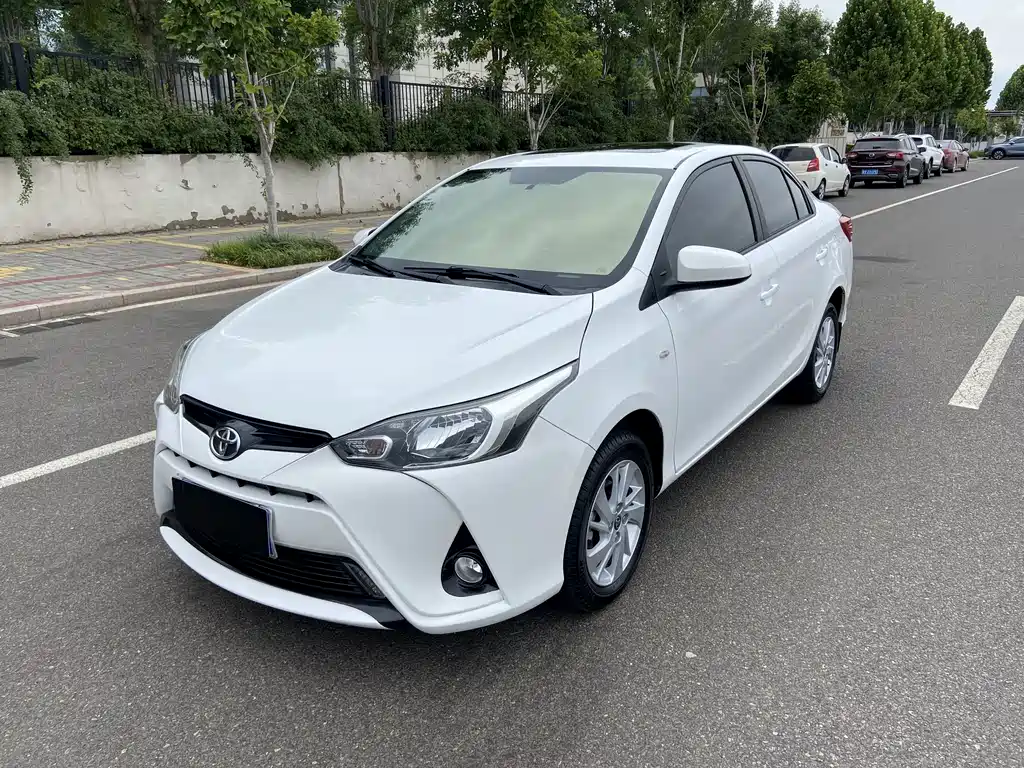Toyota Yaris L 2017