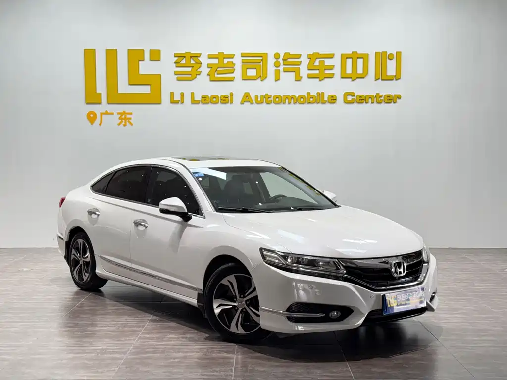Honda Spirior 2016 — фото 3