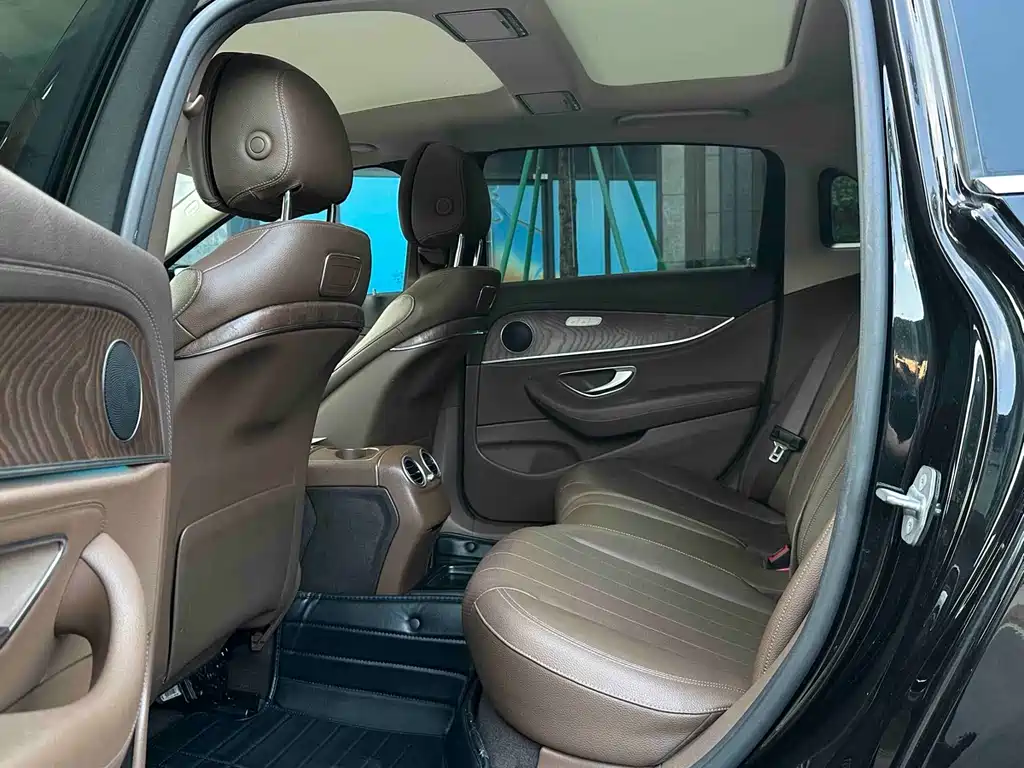 Mercedes-Benz E-Class 2019