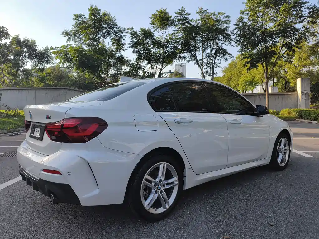 BMW 1 Series 2023
