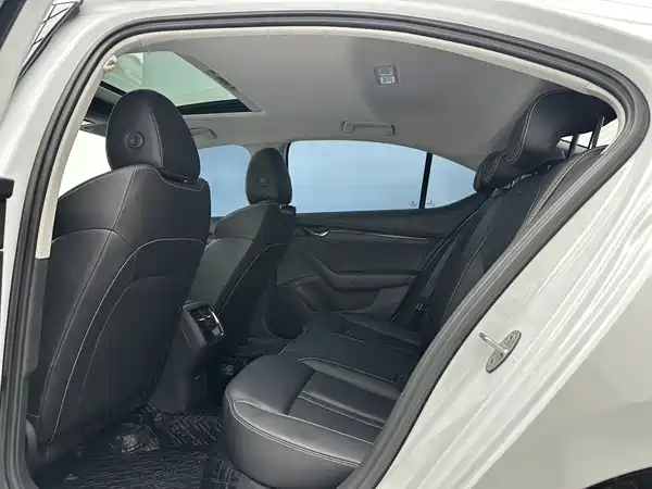 Skoda Octavia 2023