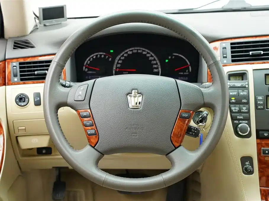 Toyota Crown 2007 — фото 16