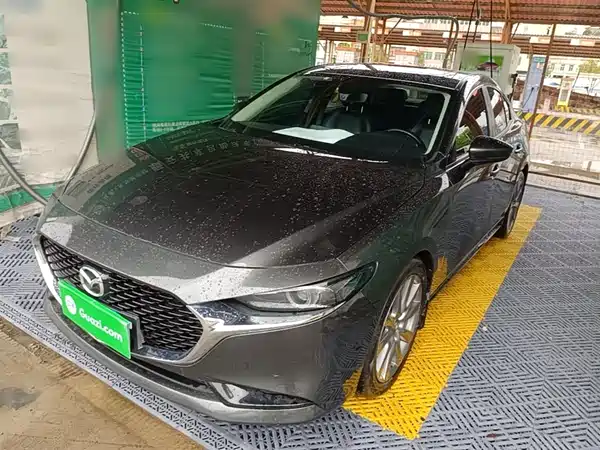 Mazda 3 Axela 2020