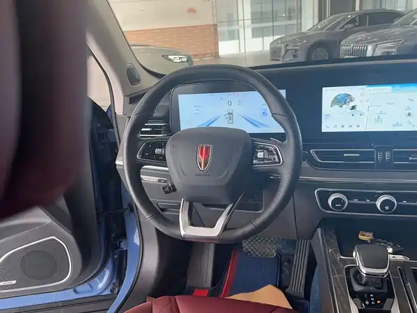 Hongqi HS5 2023